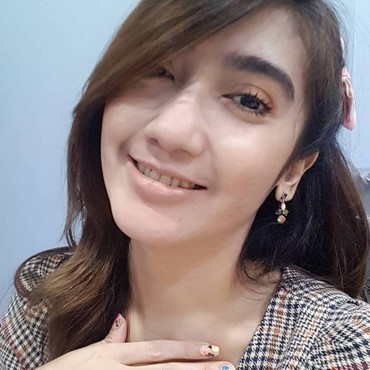 Revi Mariska Ngaco Saat Diwawancara, Netizen Auto Ingat Catherine Wilson