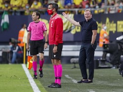 Barcelona Diimbangi Cadiz, Ronald Koeman Diusir Wasit