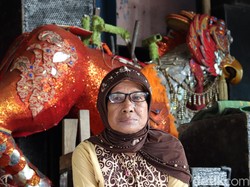 Penuturan Penari Ronggeng Goyang Karawang Terakhir: Kerap Disawer di Bokong