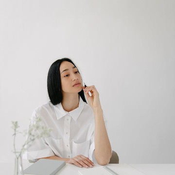 img-title Menarik Tanpa Susuk! Ini 4 Tips Jadi High Value Woman untuk Meningkatkan Kualitas Diri di Mata Para Pria
