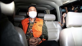 Azis Syamsuddin Disebut Punya 8 Orang Pegangan di KPK
