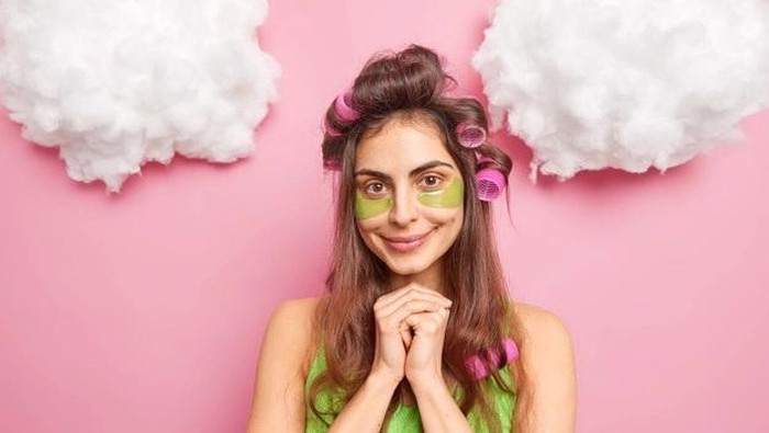 Mata Bengkak dan Keriput karena Semalaman Nonton Drakor? Jangan Sampai Kejadian!