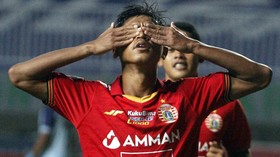 FOTO: Bhayangkara FC Tekuk Persebaya, Persija Menang Perdana