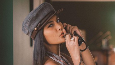 img-title Beberkan Bukti, Erika Carlina Yakin Gaga Muhammad Tak Hidup Susah