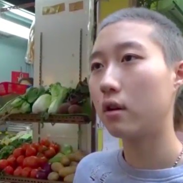 Anak Jackie Chan Jadi Gelandangan di Kanada, Ini 7 Potret Etta Ng Tidur di Kolong Jembatan