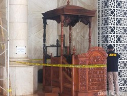 Rupa Mimbar Masjid Raya Makassar yang Hangus Usai Dibakar OTK