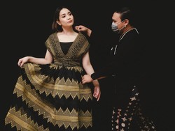 Wanda Hara Bongkar Tips Fashion Nagita Slavina yang Selalu Disorot