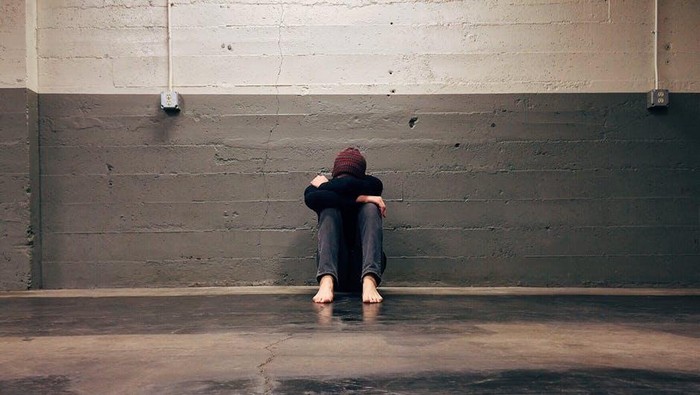 5 Hal Ini yang Biasanya Jadi Alasan Seseorang Melakukan Self-Harm atau Melukai Diri Sendiri 5 Hal Ini yang Biasanya Jadi Alasan Seseorang Melakukan Self-Harm atau Melukai Diri Sendiri
