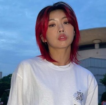 img-title Aiki Street Woman Fighter, Dancer Kece yang Awet Muda Meski Sudah Punya Anak