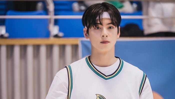 Adu Gaya Aktor Korea Pakai Seragam Sekolah, Siapa Paling Cocok Jadi Anak SMA?