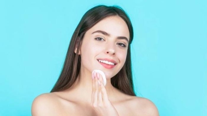 Pilihan Essence Drugstore untuk Cerahkan Kulit Kusam, Harga Mulai dari Rp30 Ribuan