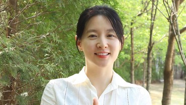 Profil Lee Young Ae Aktris Senior yang Donasi Rp600 Juta untuk Anak-anak di Gaza