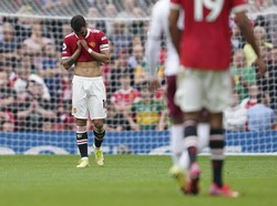 Solskjaer Tak Senang Lihat Martinez Psywar ke Fernandes