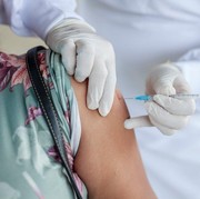 Penting! Ternyata Ada Pantangan yang Harus Diperhatikan Setelah Vaksin Booster Menurut Dokter, Apa Saja?