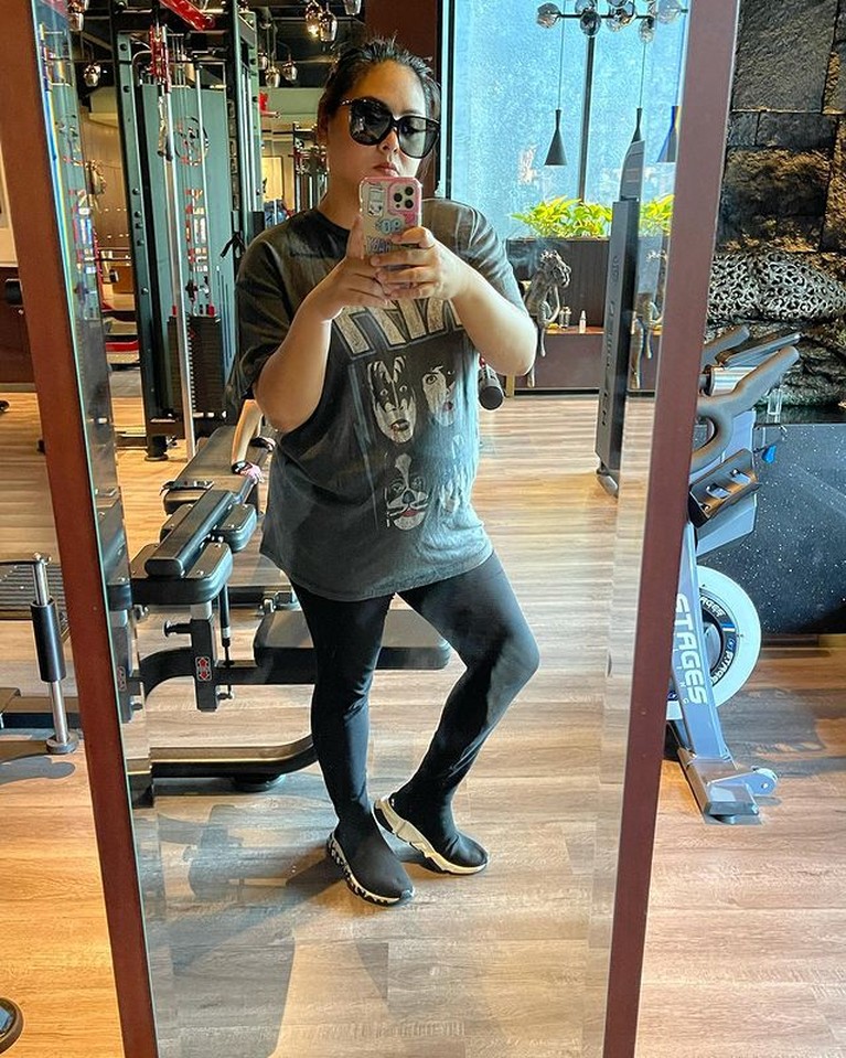 Penampilan Terbaru Audy item Usai Berat Badan Turun, Cantik & Langsing! Audy Item istri Iko Uwais berhasil diet dan menurunkan berat badan. Yuk intip penampilan terbarunya yang makin langsing!