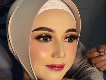 5 Potret Pengantin Wanita Bone Viral Terlalu Cantik Sampai Dikira Manekin