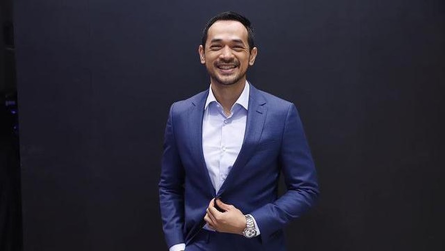 Oka Antara bergabung di sinetron 'Ikatan Cinta' dan dapat peran antagonis ia pun diserang oleh netizen khususnya emak-emak. Yuk intip!
