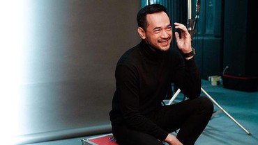 img-title Ibu Oka Antara Pindah Agama hingga Tampilan Baru Risty Tagor
