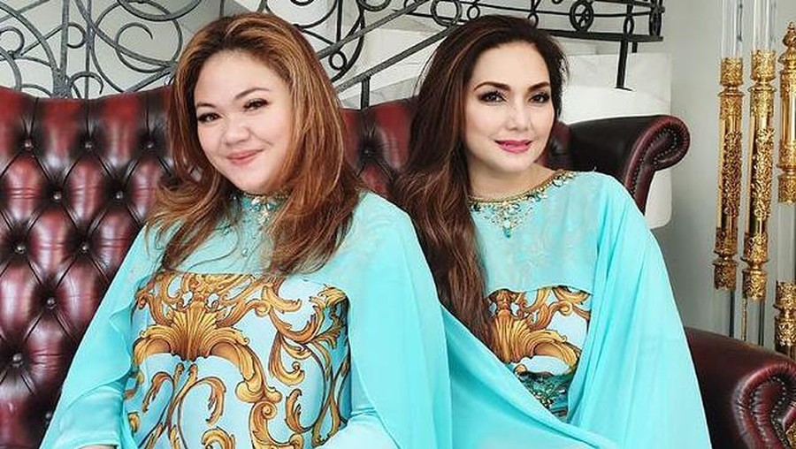 Potret Nia Daniaty dan Sang Putri yang Diduga Tipu CPNS Miliaran Anak Nia Daniaty, Olivia Nathania diterpu isu tak sedap diduga melakukan penipuan CPNS. Yuk intip potret Nia dan sang putri!