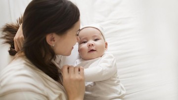 POSISI MENYUSUI TANPA KHAWATIR HIDUNG BAYI TERTUTUP