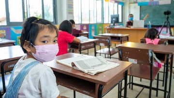 KEBIJAKAN TENTANG PTM 100 PERSEN