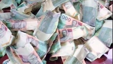 img-title Ingin Beli Bakso, Wanita Ini Nekat Bongkar Mahar Pernikahan