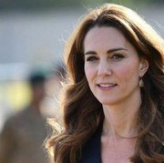 Wah Ternyata Kate Middleton Juga Suka Pakai Blazer dengan Harga Terjangkau, Tertarik Kembaran?
