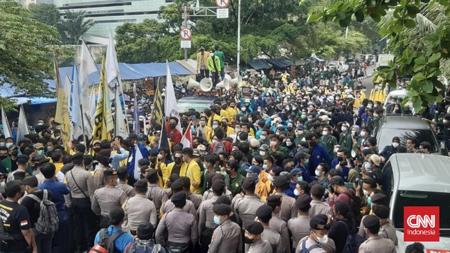 Kekuatan KPK dalam pemberantasan korupsi diprediksi bakal mengendur pasca pemecatan Novel Cs. KPK diduga akan menyiasatinya dengan jumlah perkara.