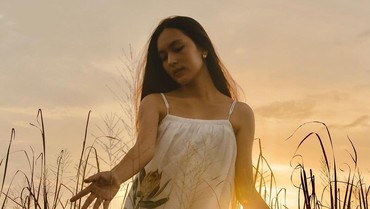 Lirik Lagu Terlalu Sayang - Shanna Sahnnon