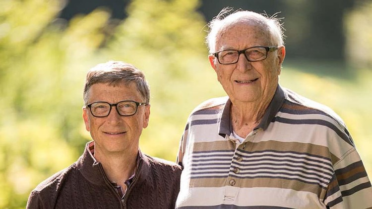 Bill Gates dan orang tuanya
