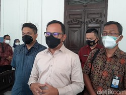 Bima Arya Minta Wisata Malam Kebun Raya Bogor Disetop