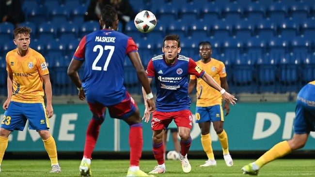 Egy Maulana Vikri tidak bisa menyelamatkan FK Senica dari kekalahan 1-2 melawan FC Zlate Moravce pada pekan ke-14 Liga Slovakia, Sabtu (6/11).