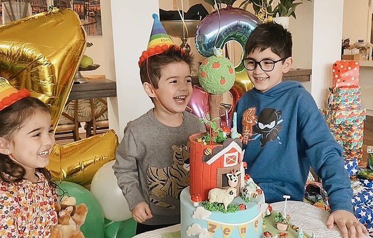 Carissa Puteri baru saja merayakan ulang tahun putra bungsunya&comma; Zenecka Acana Naif yang ke 3 tahun&period; Yuk intip potretnya&excl;