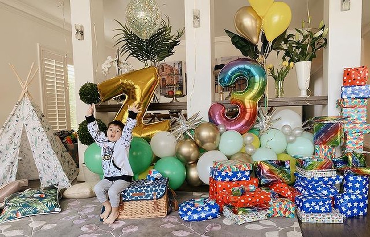 Carissa Puteri baru saja merayakan ulang tahun putra bungsunya&comma; Zenecka Acana Naif yang ke 3 tahun&period; Yuk intip potretnya&excl;