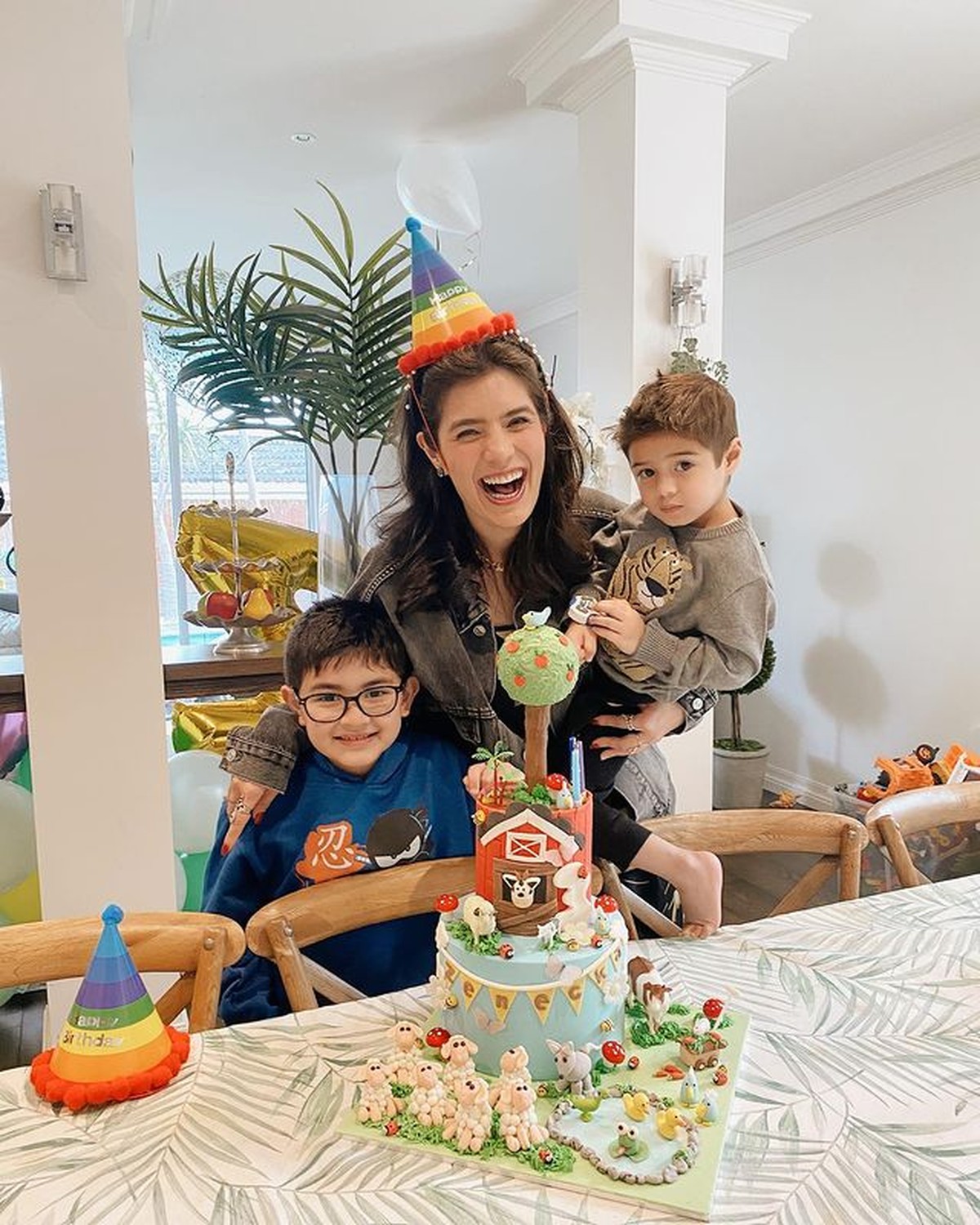 Carissa Puteri baru saja merayakan ulang tahun putra bungsunya&comma; Zenecka Acana Naif yang ke 3 tahun&period; Yuk intip potretnya&excl;