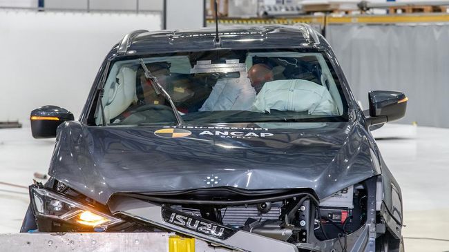 Australian NCAP Isuzu Mu-X Crash Test Gets 5 Stars