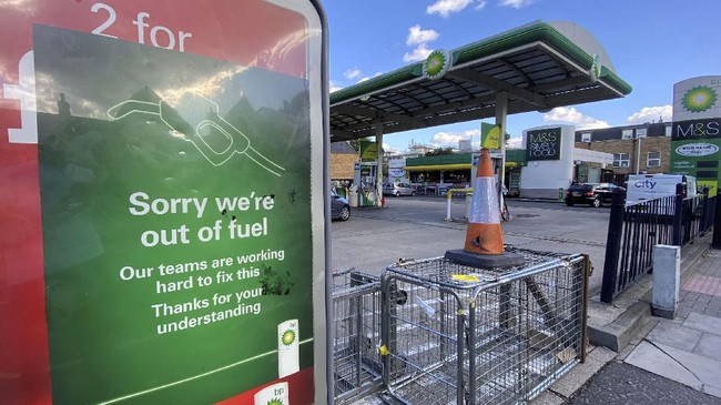 BP menurunkan harga BBM untuk kedua kalinya bulan ini. Lantas, bagaimana rincian harga BBM dari seluruh SPBU di RI sekarang?