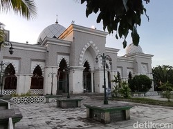 Mengenal Masjid Raya Makassar, Mulanya Dirancang Berbentuk Pesawat