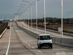 Jokowi Kebut 189 Km Jalan Tol Lagi Beroperasi hingga Akhir 2021