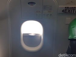 Kades Nglebak soal Buka Pintu Darurat Pesawat: Andai Saya Tak Dipindah...