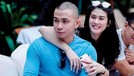 Potret Harmonis Rumah Tangga Stevie Agnecya Jadi Mualaf & Suami Pilot Stevie Agnecya menjadi mualaf sebelum menikah dengan Anggi Pratama berprofesi sebagai seorang pilot. Yuk kita intip potretnya!