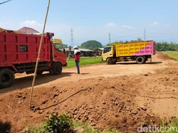 Satpol PP Pasuruan Hentikan Pengurukan Kavling yang Belum Punya Izin