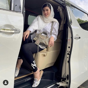 Eks Istri Samuel Rizal Diam-diam Pindah Agama, Ngaku Sempat Dihujat