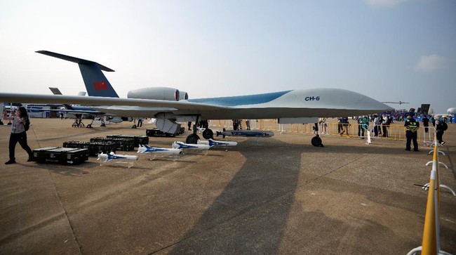 China memamerkan pesawat tanpa awak (UAV) terbaru, Naga Terbang Guizhou WZ-7, buat misi intai dan patroli jarak jauh.