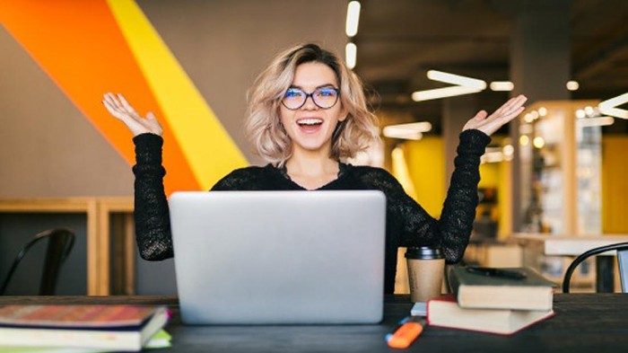 Buat Kamu yang Jago Desain Gambar, Ini 5 Kiat Raup Cuan Lewat Pekerjaan Freelancer