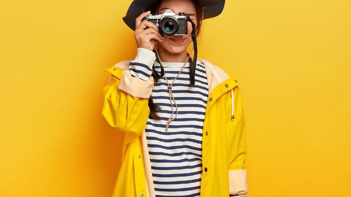 Anti Bosan di Rumah Aja, Inilah 5 Ide Home Photoshoot yang Sempat Trend di Awal Pandemi