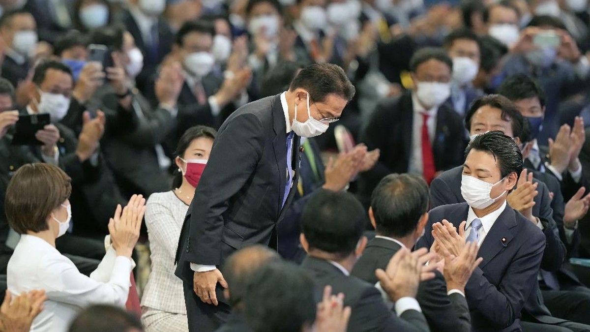 FOTO: Sosok Fumio Kishida, Eks Menlu Bakal PM Baru Jepang