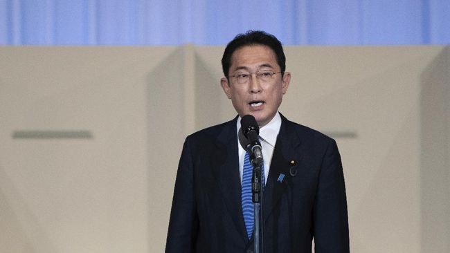 Perdana Menteri Jepang Fumio Kishida menegaskan masalah angka kelahiran rendah dan populasi menua harus segera diatasi.