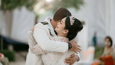 img-title Selain Joy Tobing, Ini 4 Artis yang Nikah dengan Pria Berseragam
