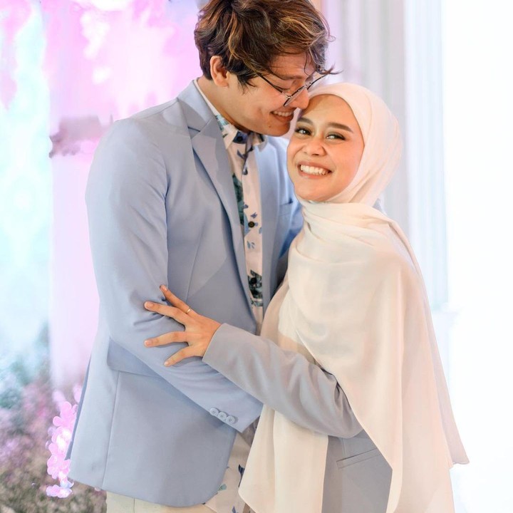 <p>Lesti Kejora pun tampaknya mengabaikan komentar miring dan memilih bahagia, fokus menjaga buah hati dalam kandungan. (Foto: Instagram)</p>